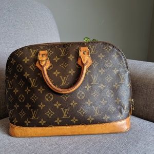 Louis Vuitton Alma handbag